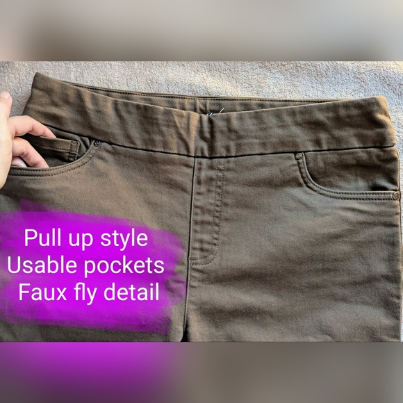 Size 8 Up! Pants EUC, pull up style elastic waistband, tan/brown colour - Picture 11 of 11